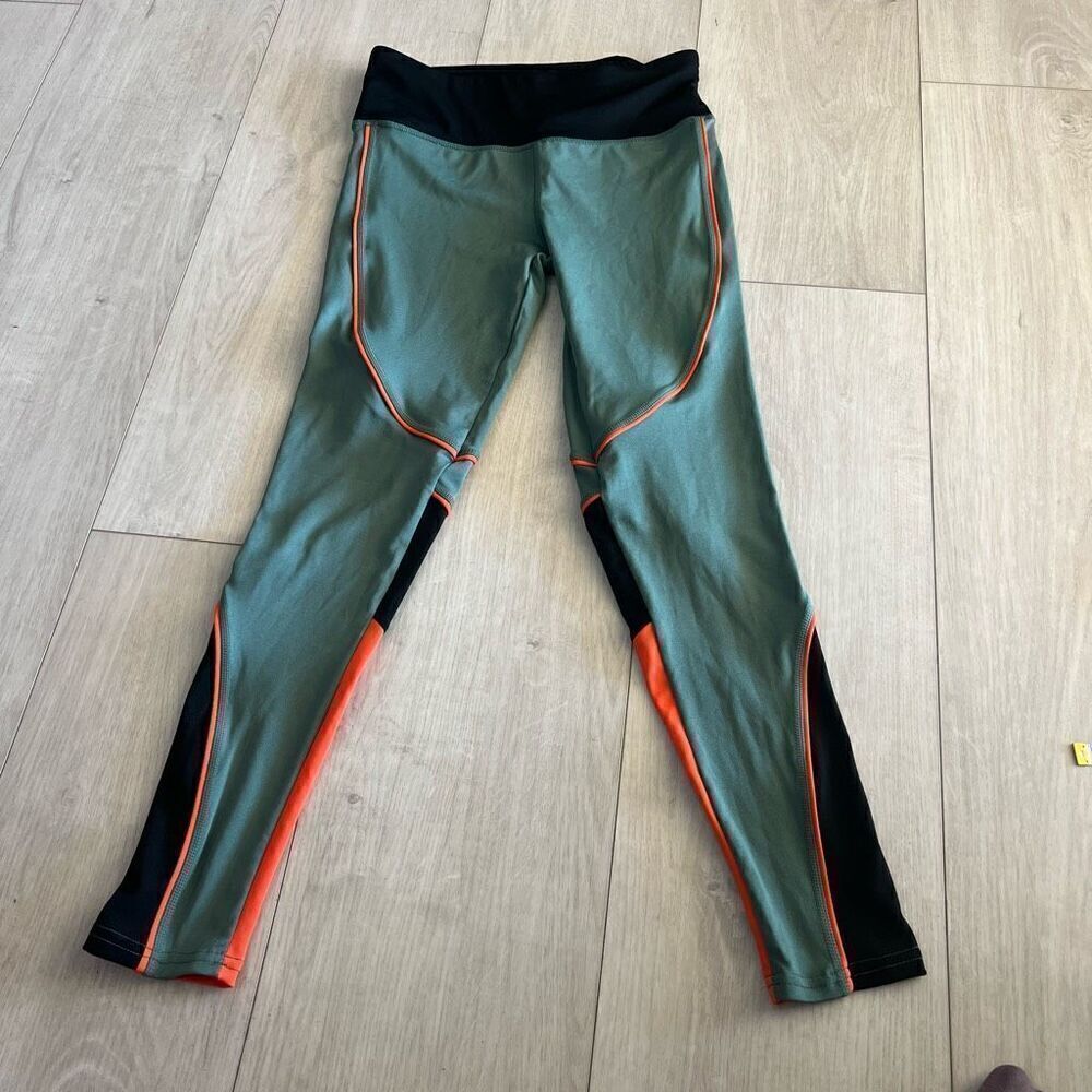 Kimberly women’s leggings size medium